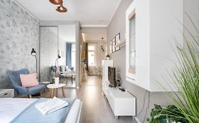 Bpr Chic Gem In The Heart Of The City